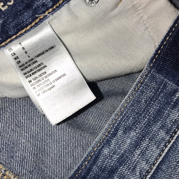 American Eagle distressed high rise shorts - Picture 3 of 3